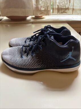 Nike Air Jordan XXX1 Flight speed Low-Top UNC Basketball Sneakers - Rare